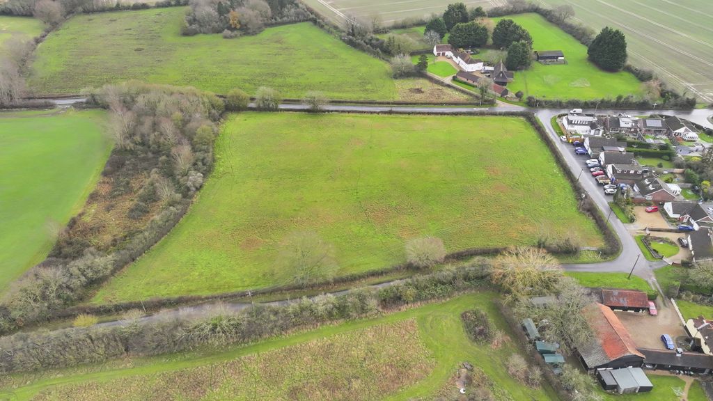 Property photo 1 of 4 Photo 2