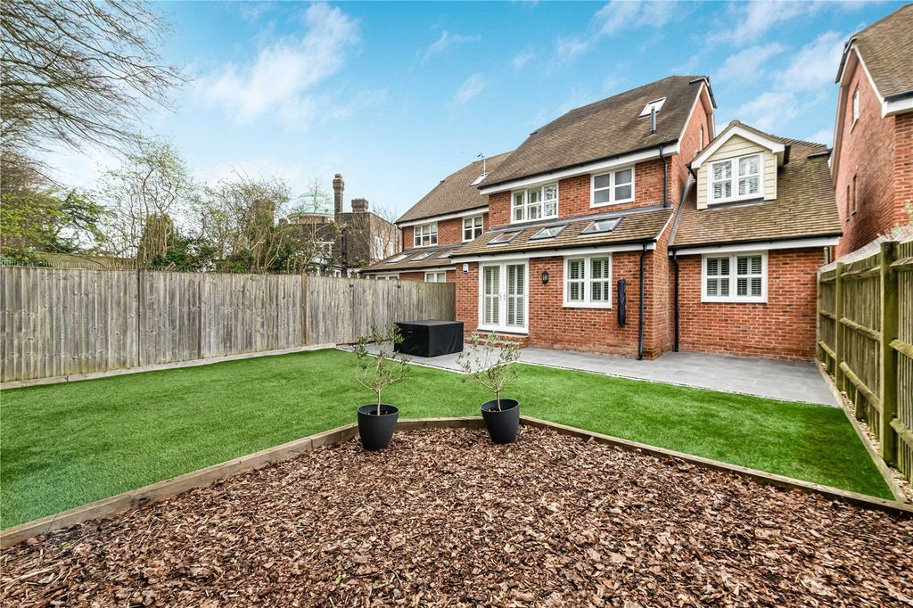 Property photo 3 of 24 Picture No. 20