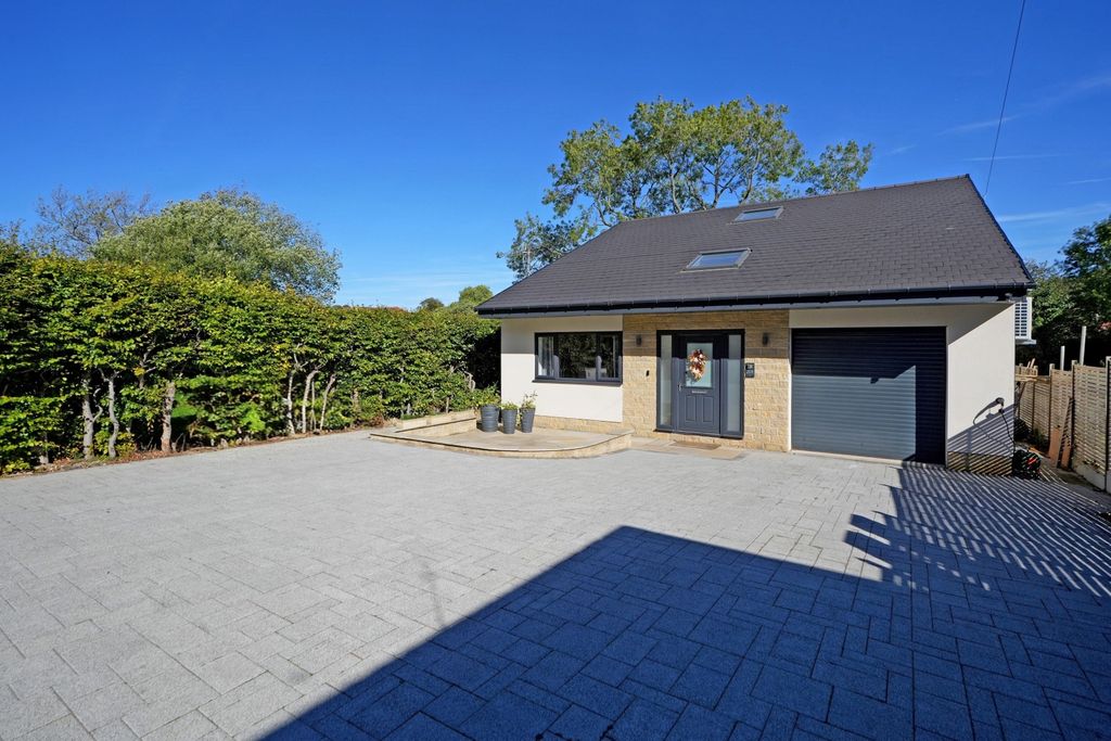 Property photo 1 of 28 Front External