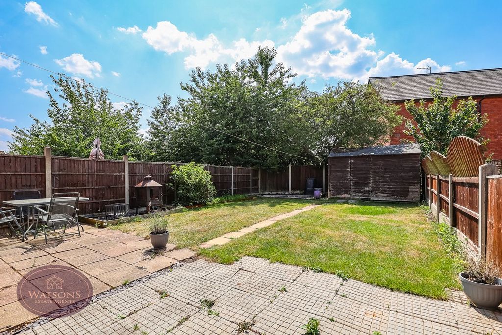 Property photo 2 of 19