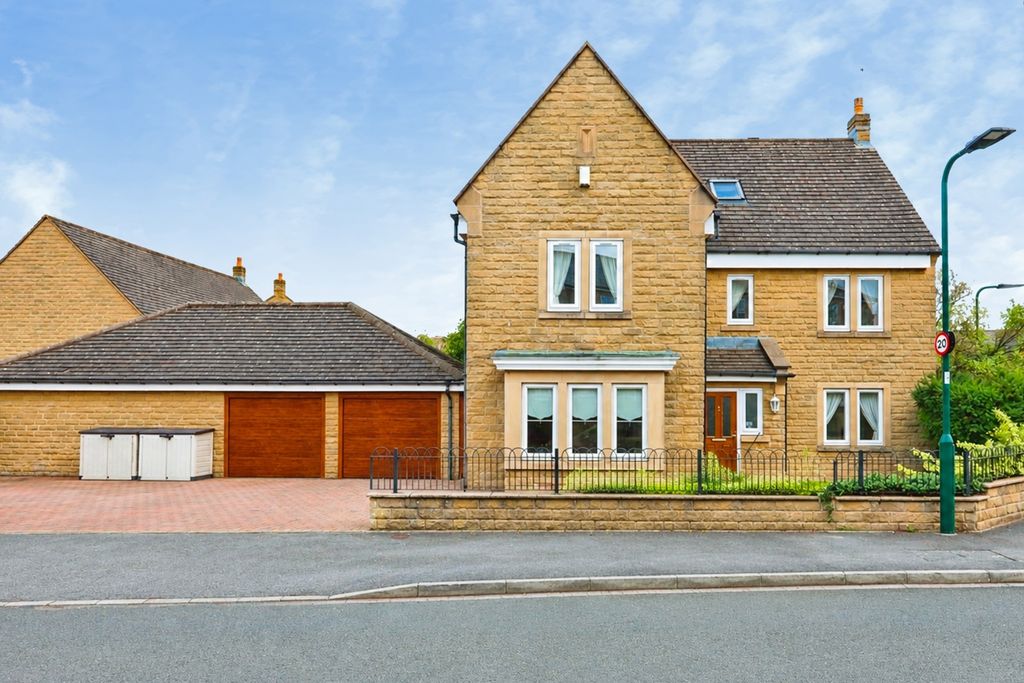 Property photo 1 of 43 Pbox-Img.Jpg