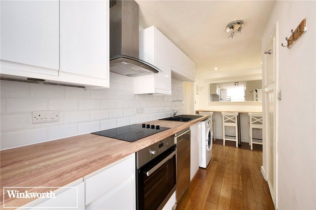 Property photo 2 of 17 Picture No. 03