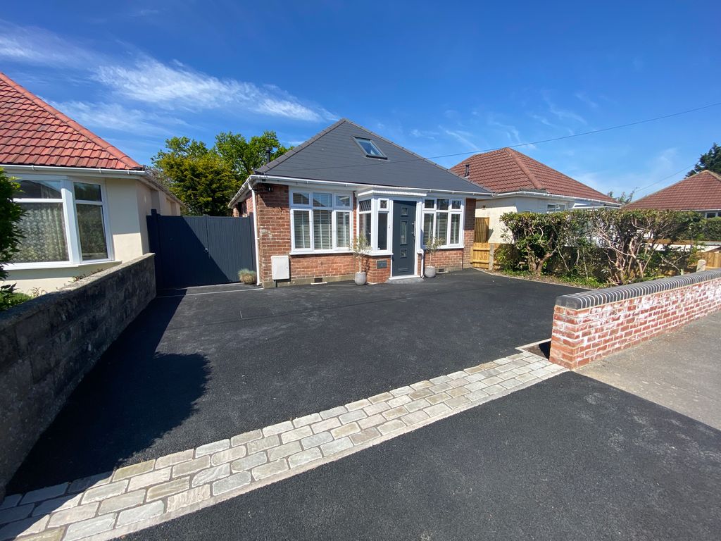 Property photo 2 of 26