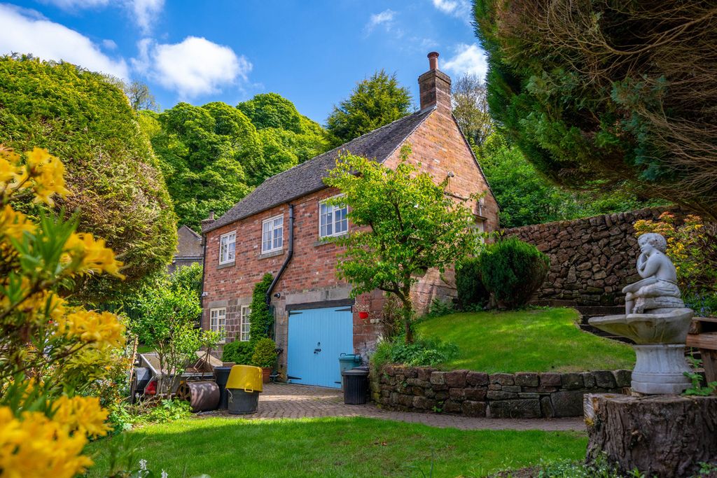 Property photo 1 of 45