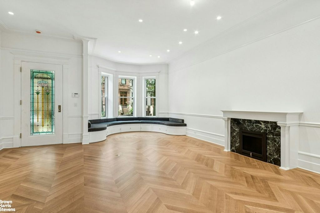 Property photo 3 of 14 <Alttext/>