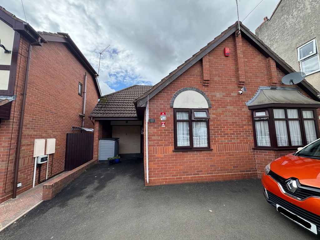 Property photo 1 of 15
