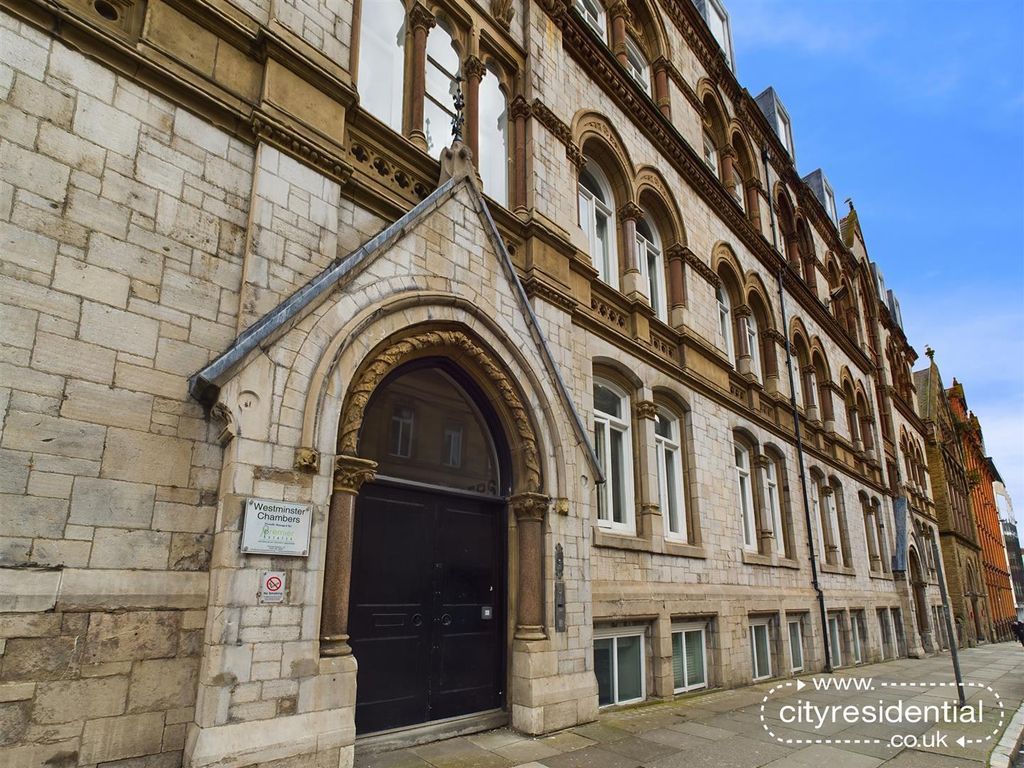 Property photo 1 of 12 Westminster Chambers External.Jpg