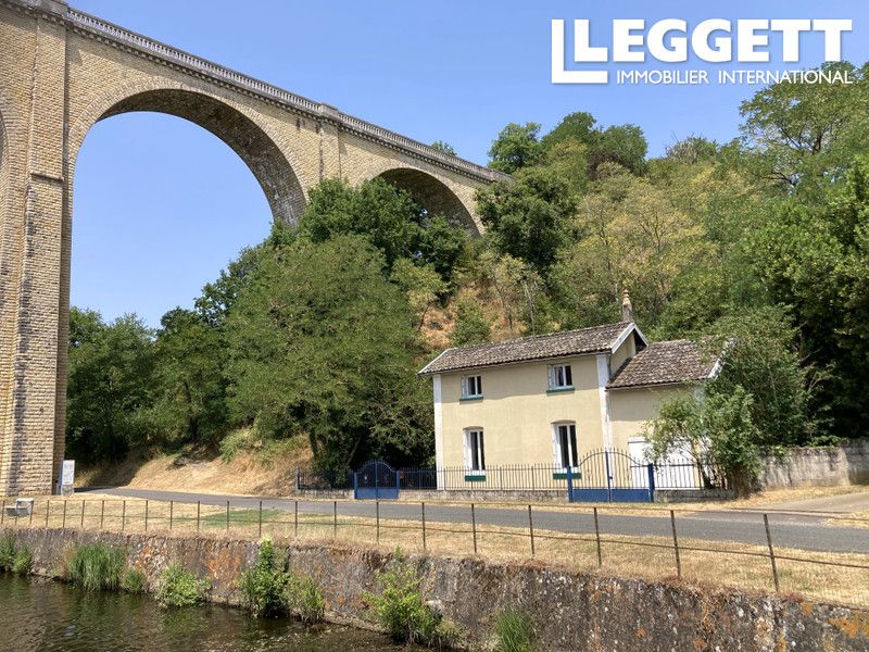 Property photo 1 of 10