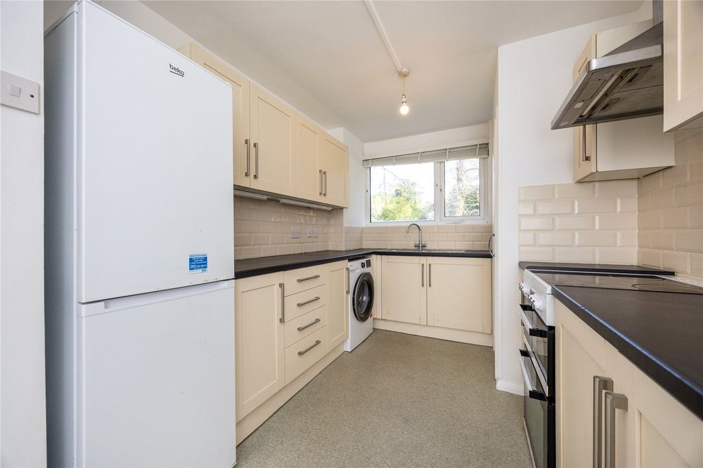 Property photo 2 of 9 Picture No. 05