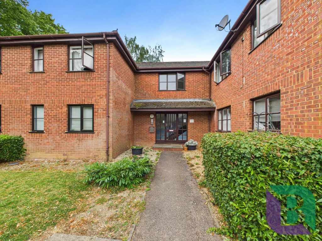 Property photo 1 of 9
