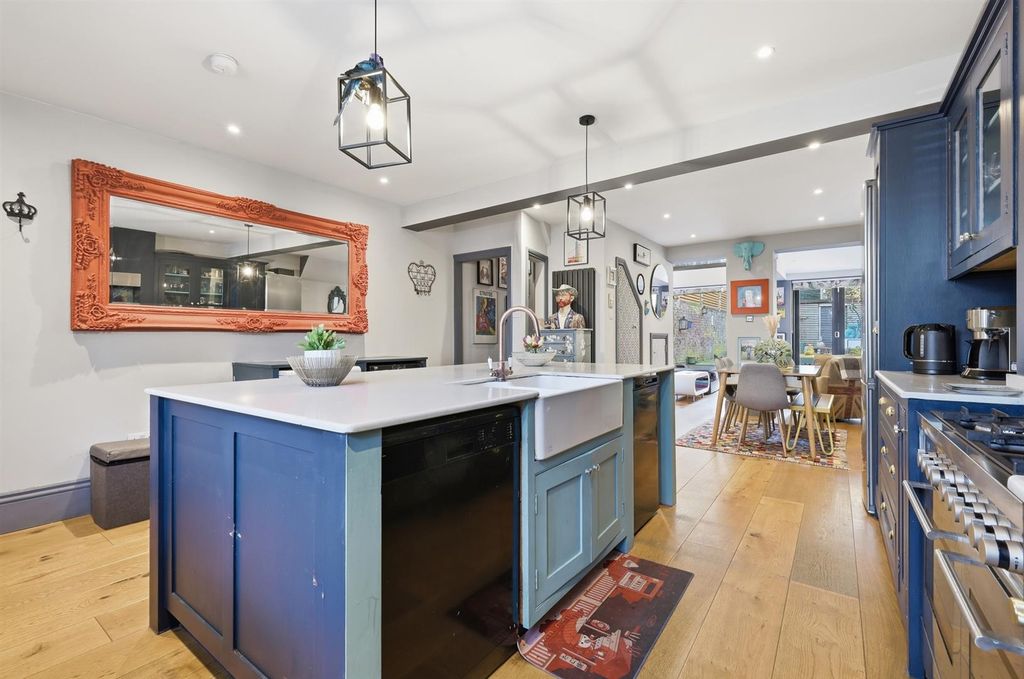 Property photo 2 of 32 Img_7836 - Copy.Jpg