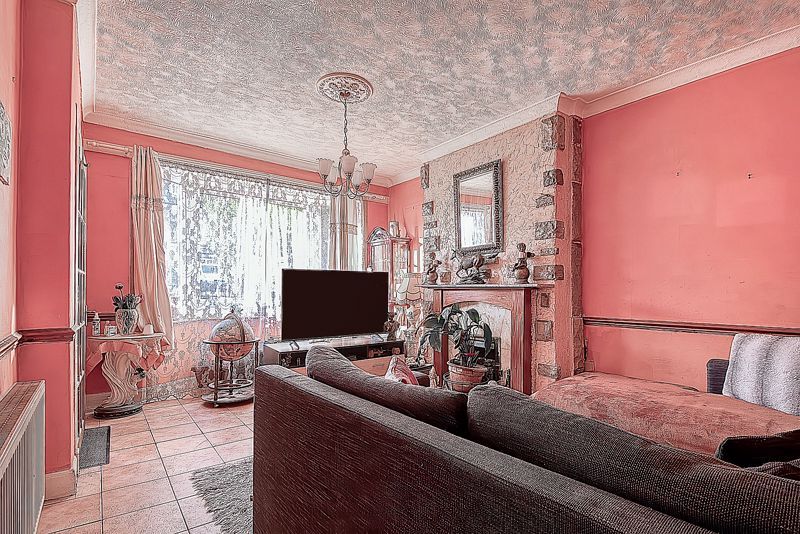 Property photo 2 of 20 Living Room