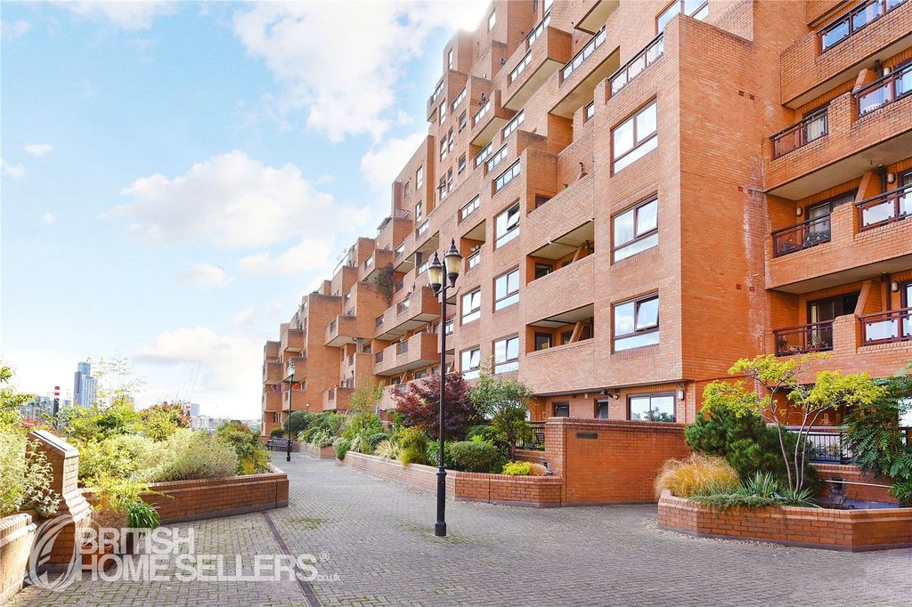 Property photo 2 of 14 Picture No. 16