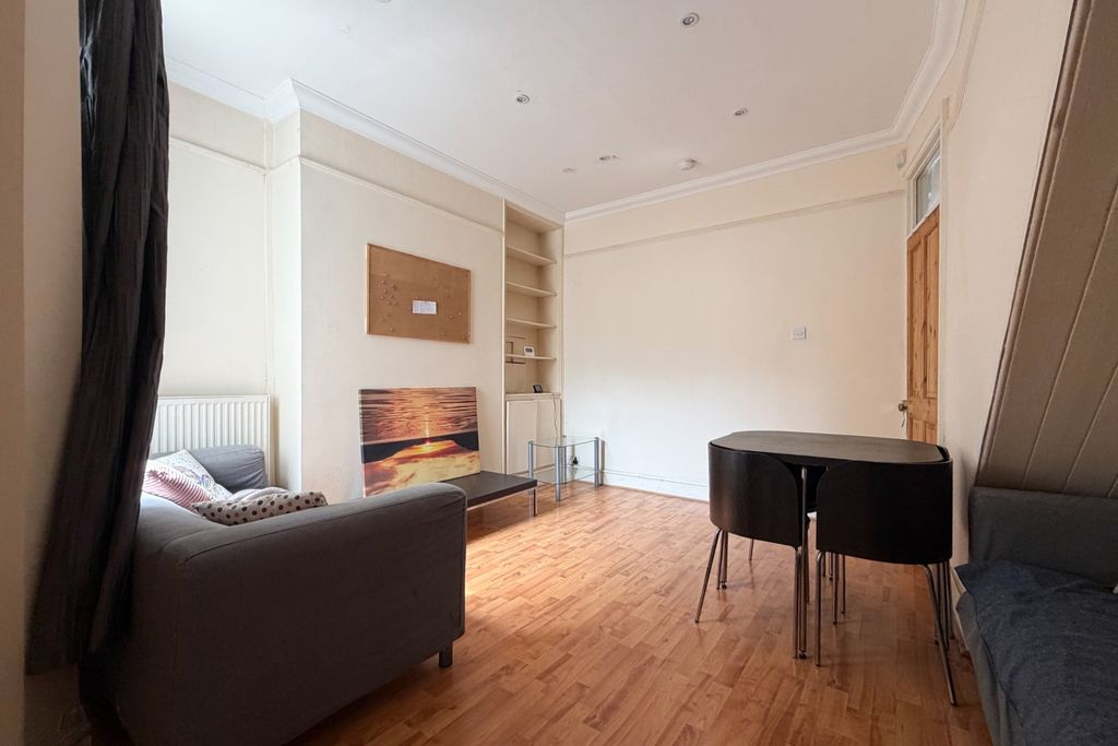 Property photo 3 of 13 Call 02920 668585 To Secure Your Viewing _4