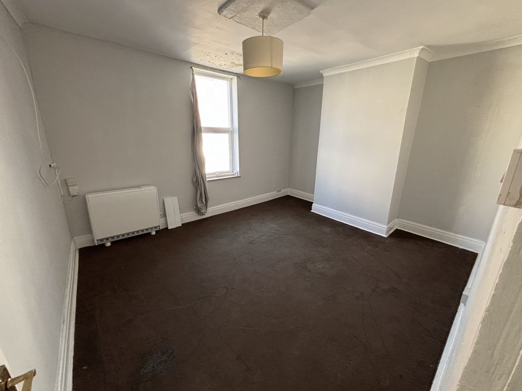 Property photo 2 of 5 Photo 1