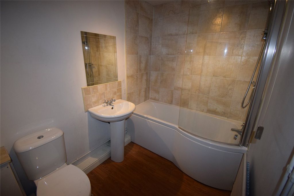 Property photo 3 of 5 Picture No. 02