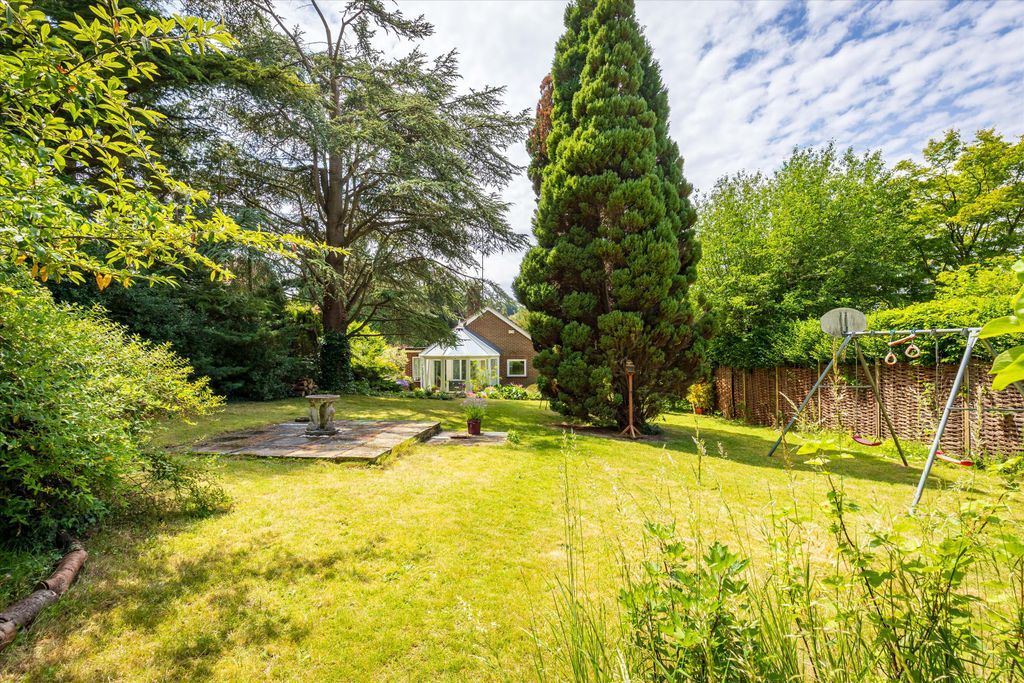 Property photo 2 of 8 Image