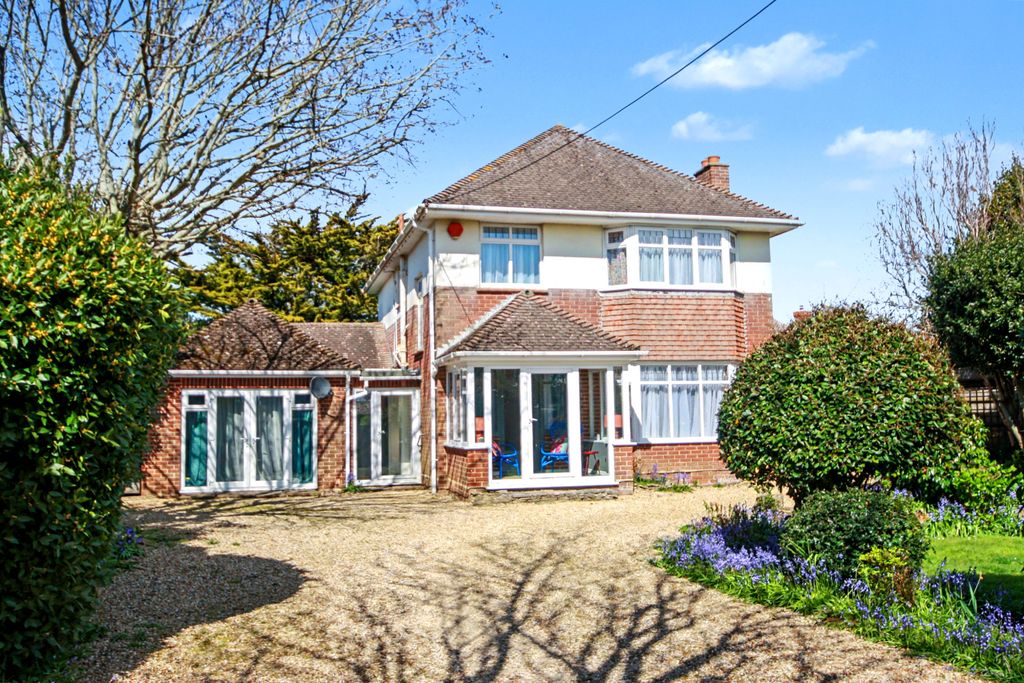 Property photo 3 of 30