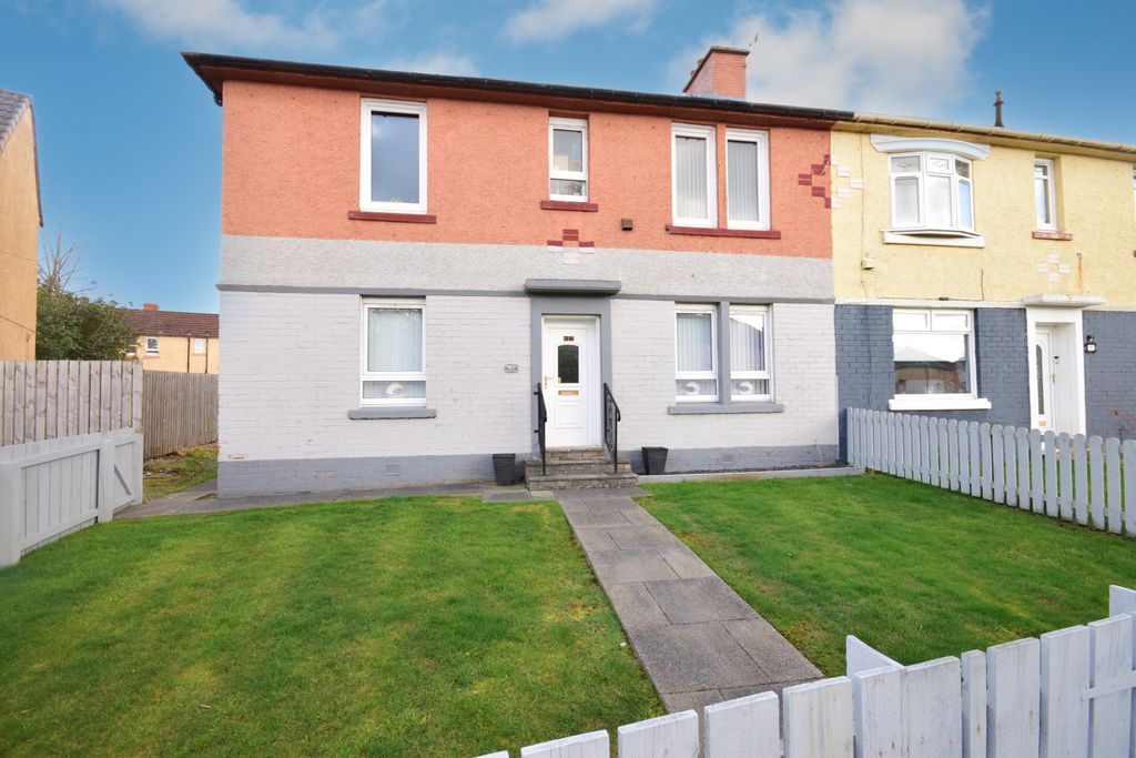 Property photo 1 of 12 2 Bed Flat For Sale Elmbank Crescent, Hamilton ML3