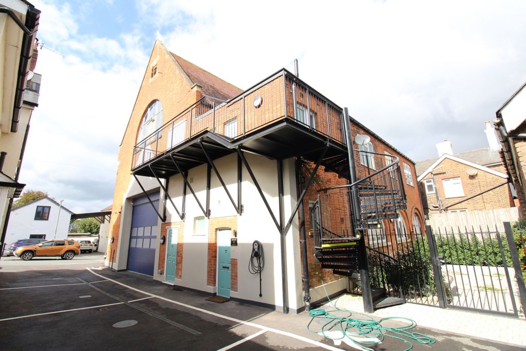 Property photo 1 of 13 Img_3256