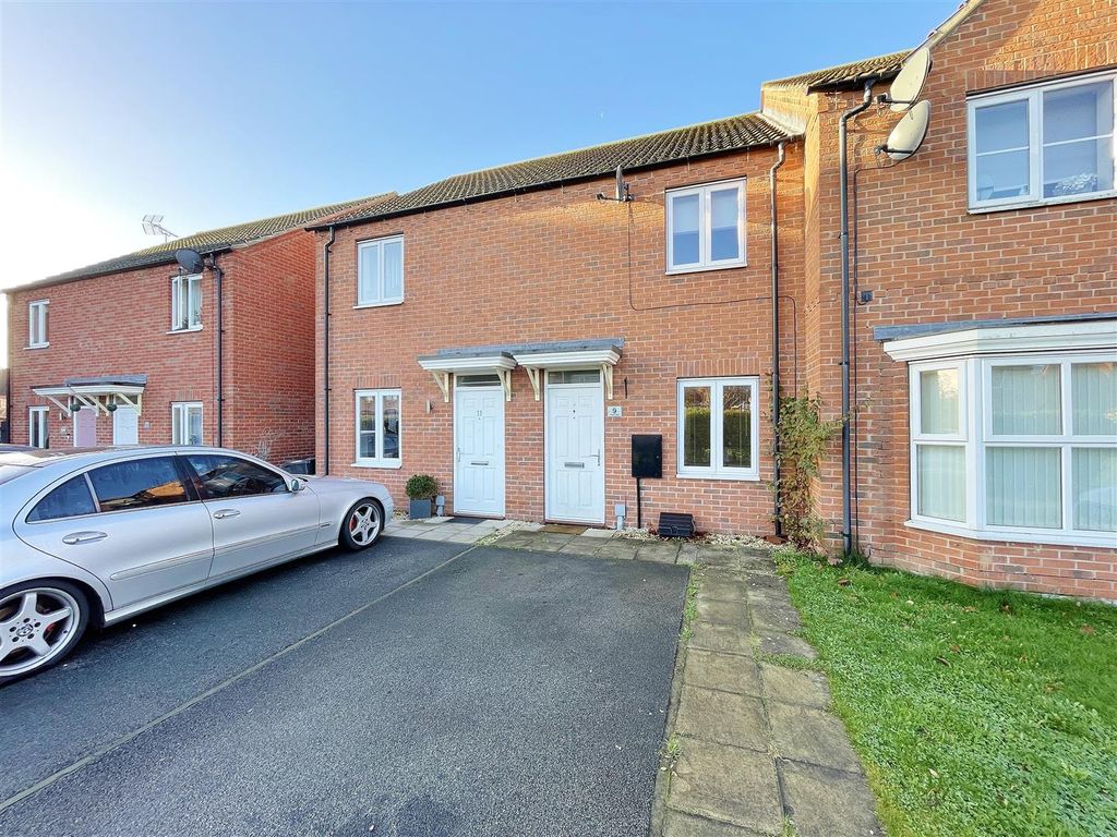 Property photo 1 of 16 Front External