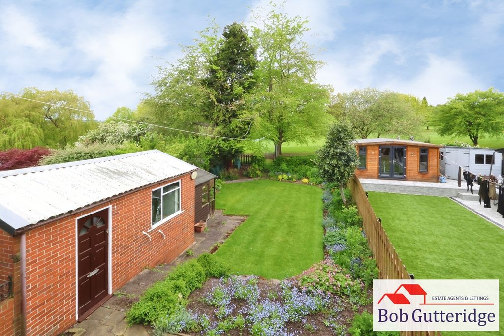Property photo 2 of 22 Enclosed Rear Garden