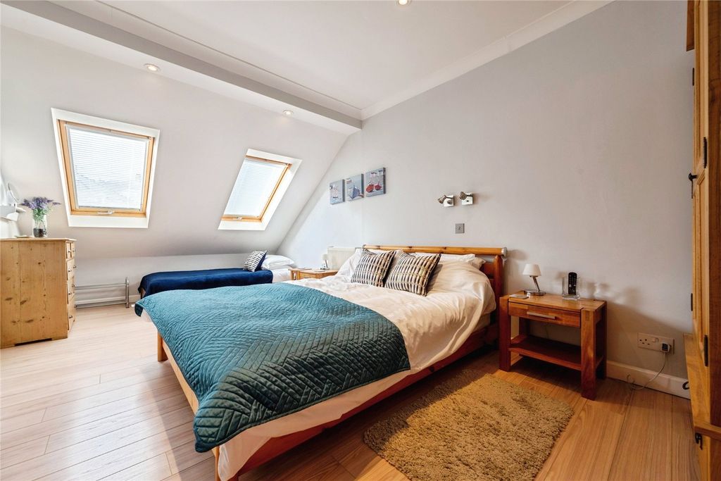 Additional image 20 of 5 bed semi-detached house for saleTreverbyn Road, Padstow, Cornwall PL28