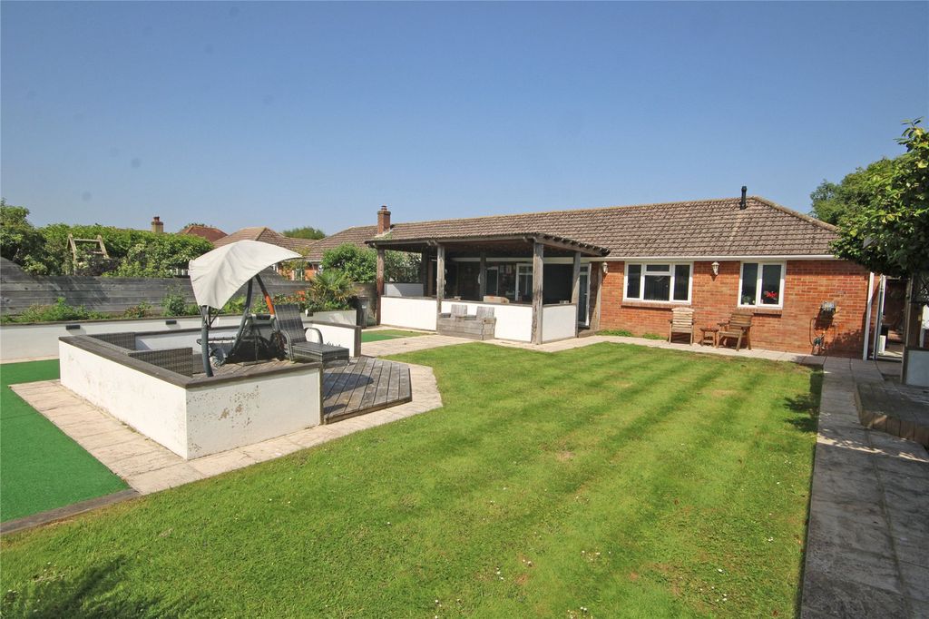 Property photo 2 of 13 Picture No. 03