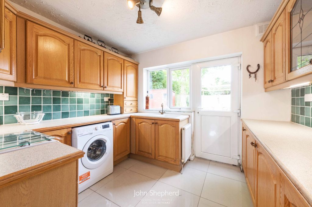 Property photo 3 of 12 Picture No. 13