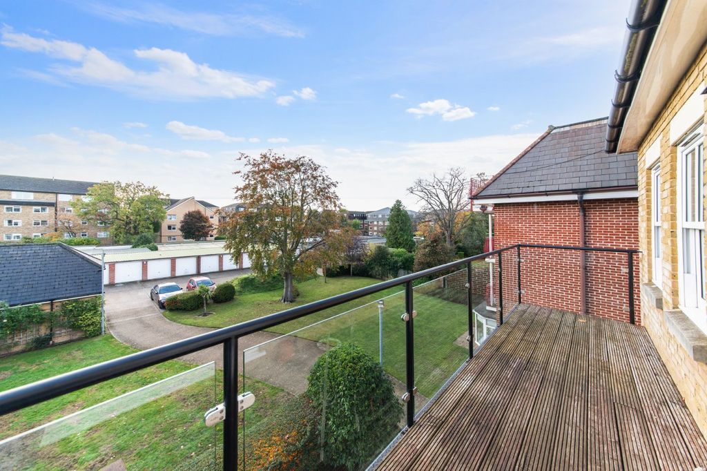 Property photo 1 of 12 Picture No. 11