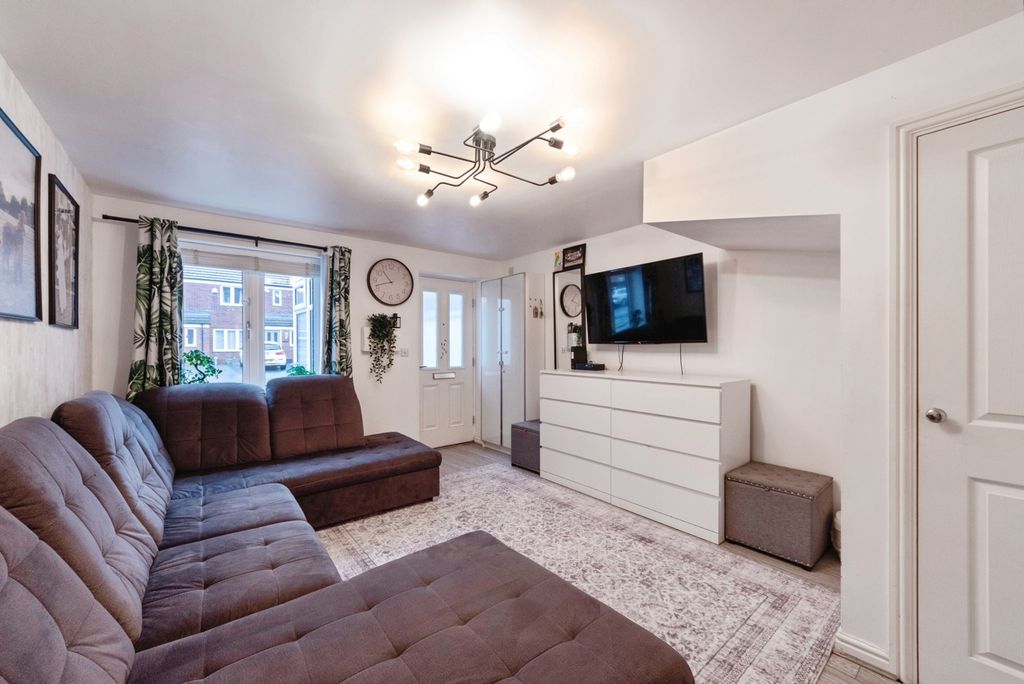 Property photo 2 of 19 Living Room