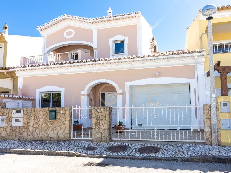 Property photo 1 of 66