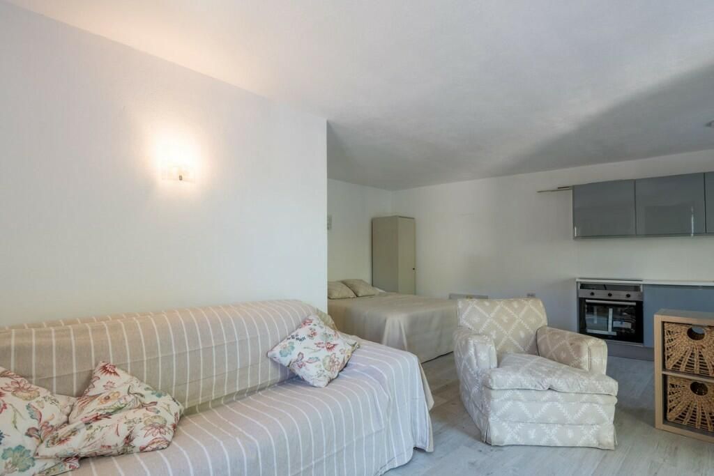 Property photo 2 of 3