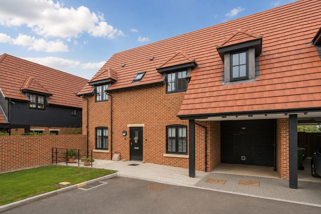Property photo 1 of 18 Front Ai