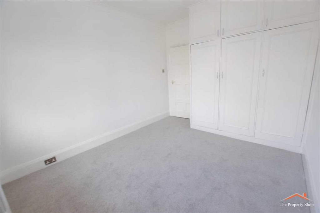 Additional image 12 of 5 bed detached house for salePenshurst Gardens, Edgware HA8