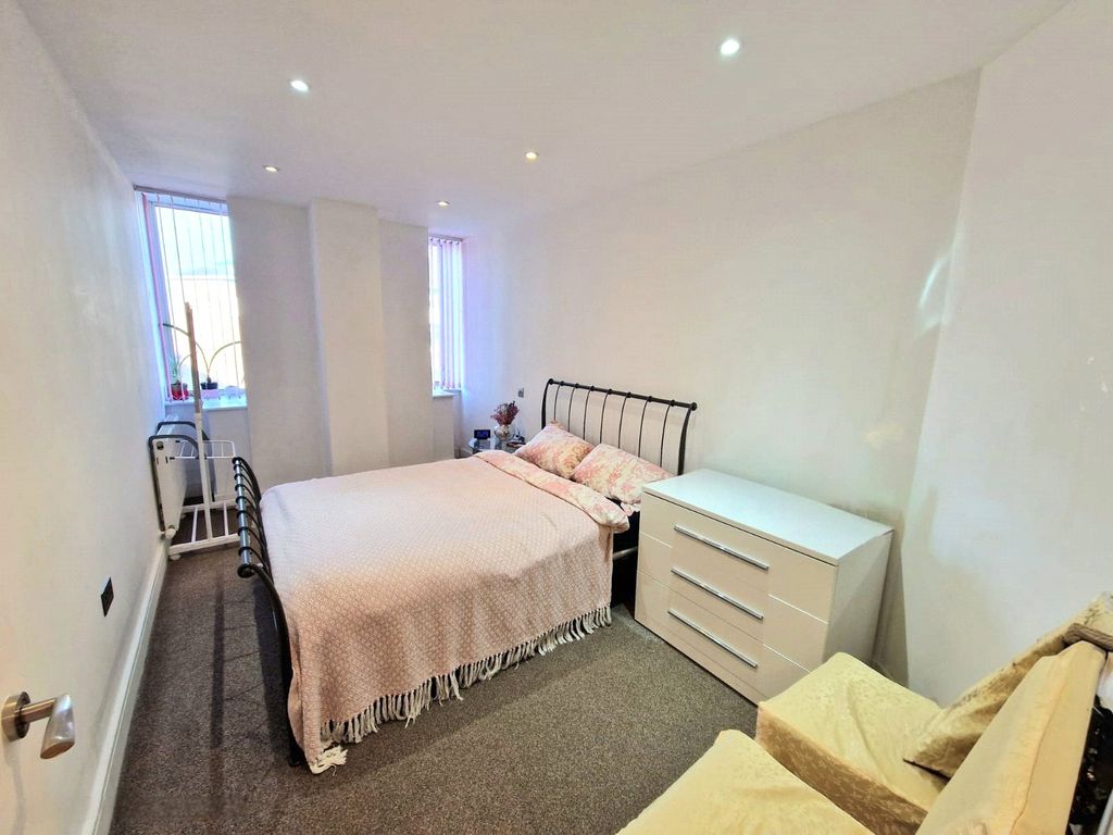 Property photo 3 of 7 Picture No. 04