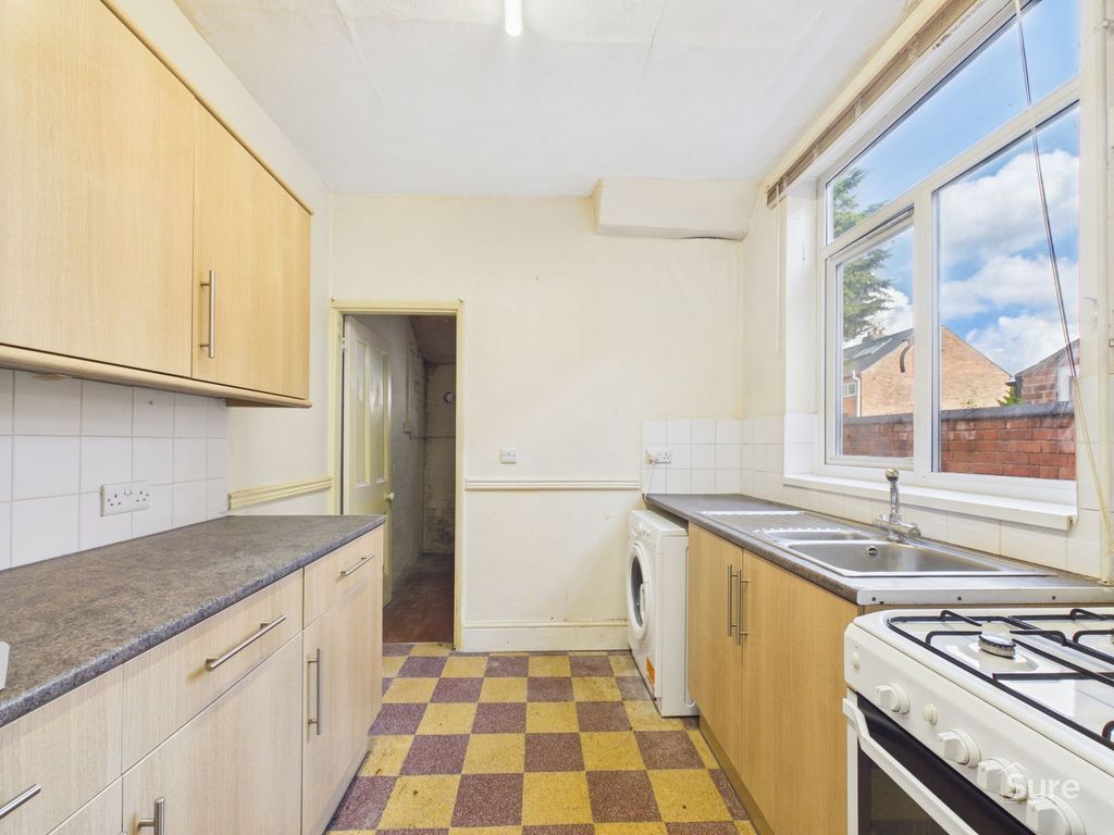 Property photo 2 of 14
