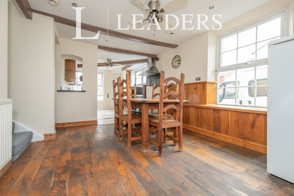 Property photo 3 of 7 Ccce9A12-052B-ee11-9