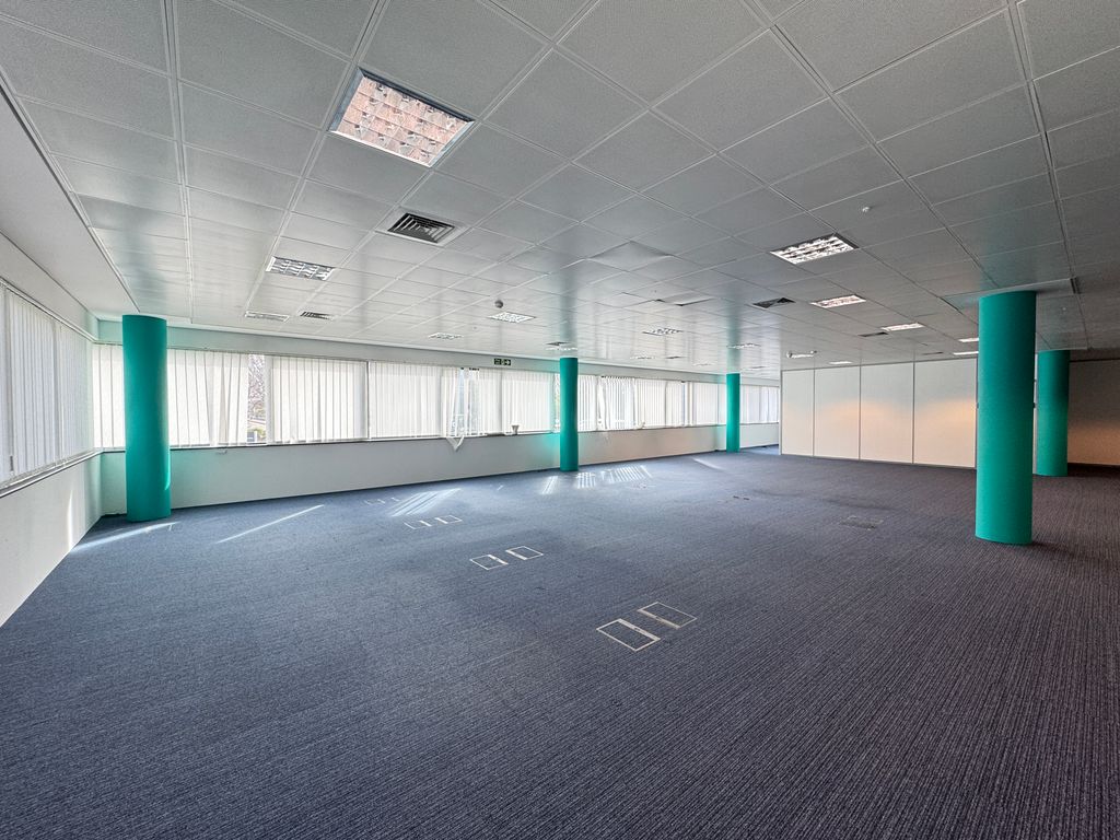 Property photo 3 of 4