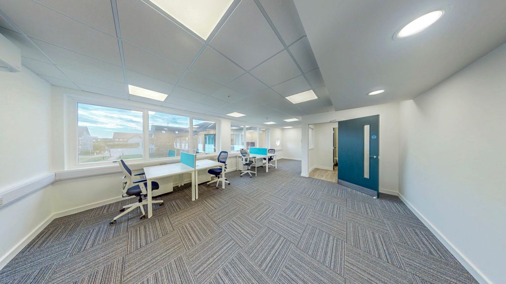 Property photo 3 of 6 Photo 9