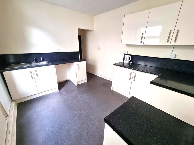 Property photo 2 of 27 Photo 15