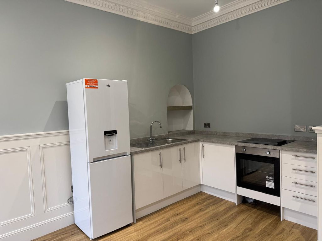 Property photo 3 of 12 Photo 3