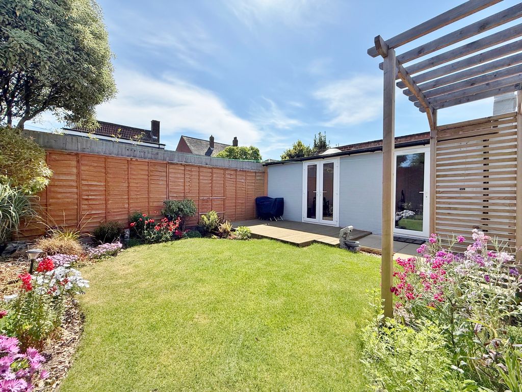Property photo 3 of 22