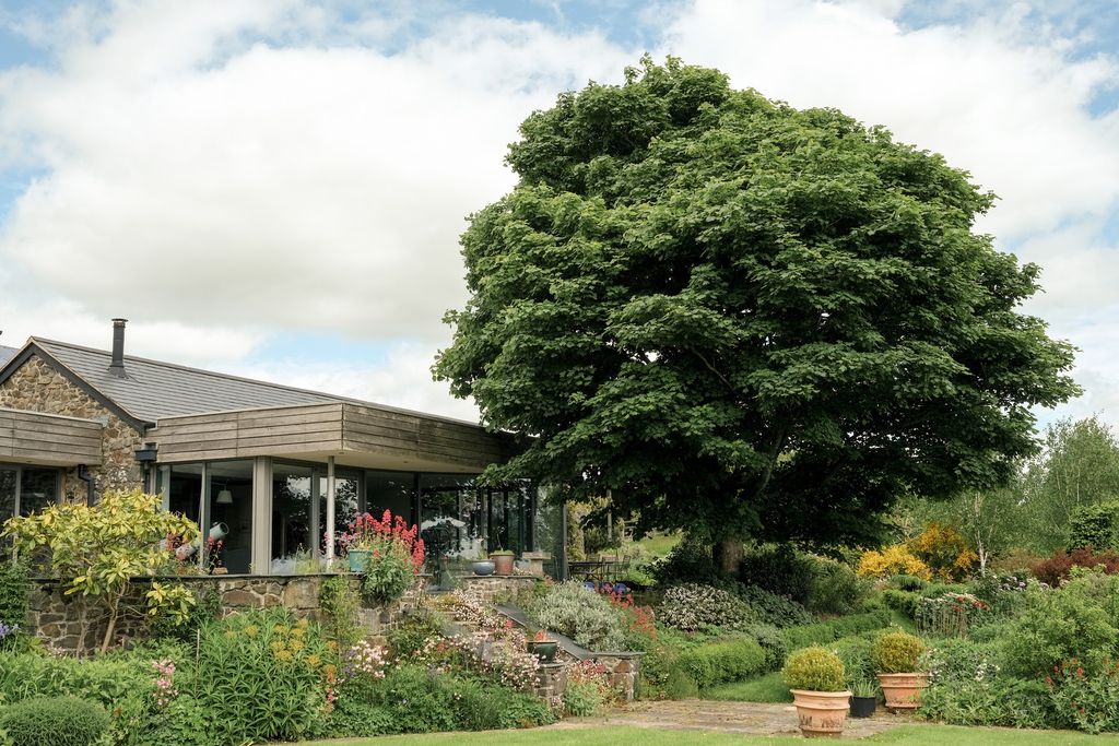 Property photo 2 of 33 337944 - Fronhaul1.Jpg