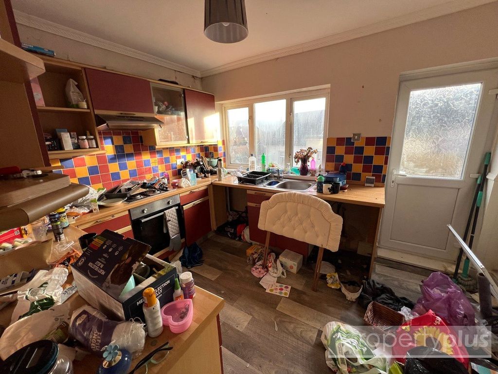 Property photo 3 of 11 Picture No. 11