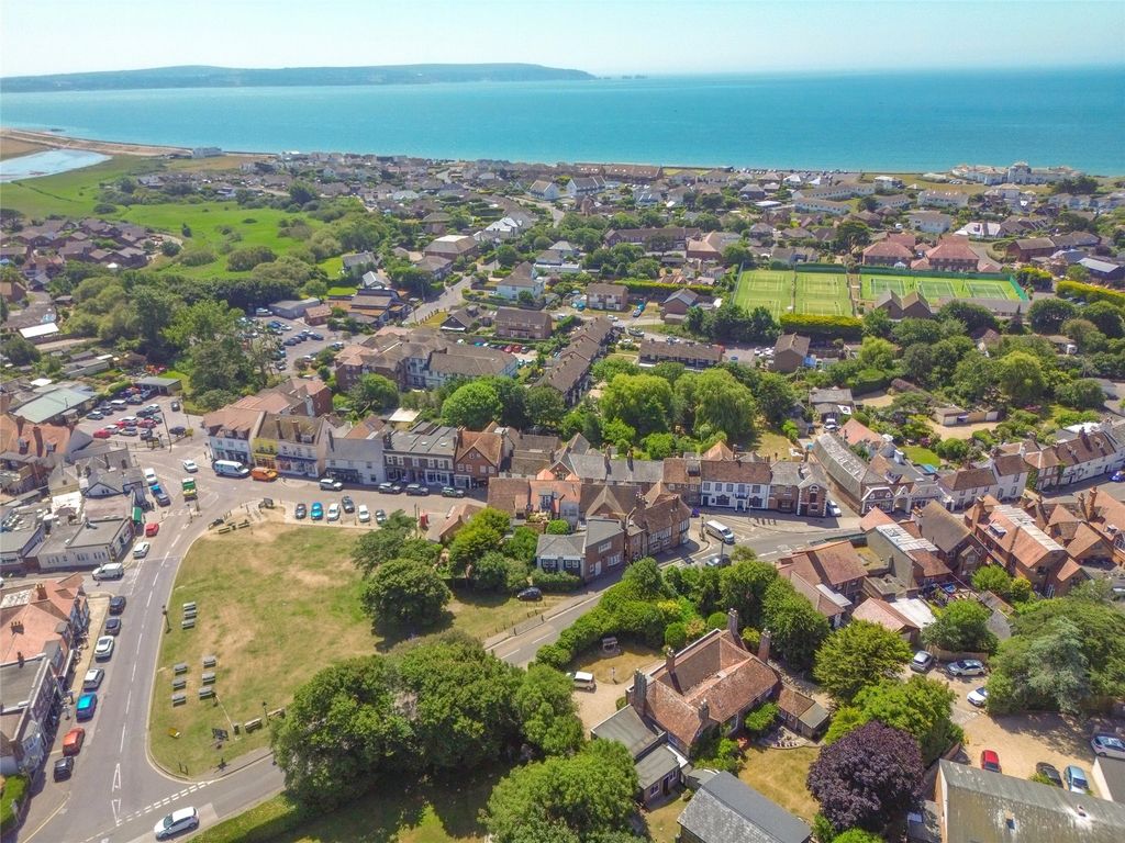 Property photo 1 of 28 Picture No. 27