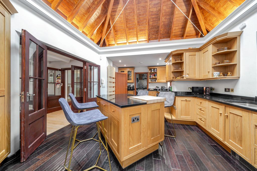 Property photo 3 of 19 1455036-2-69Ffa90...