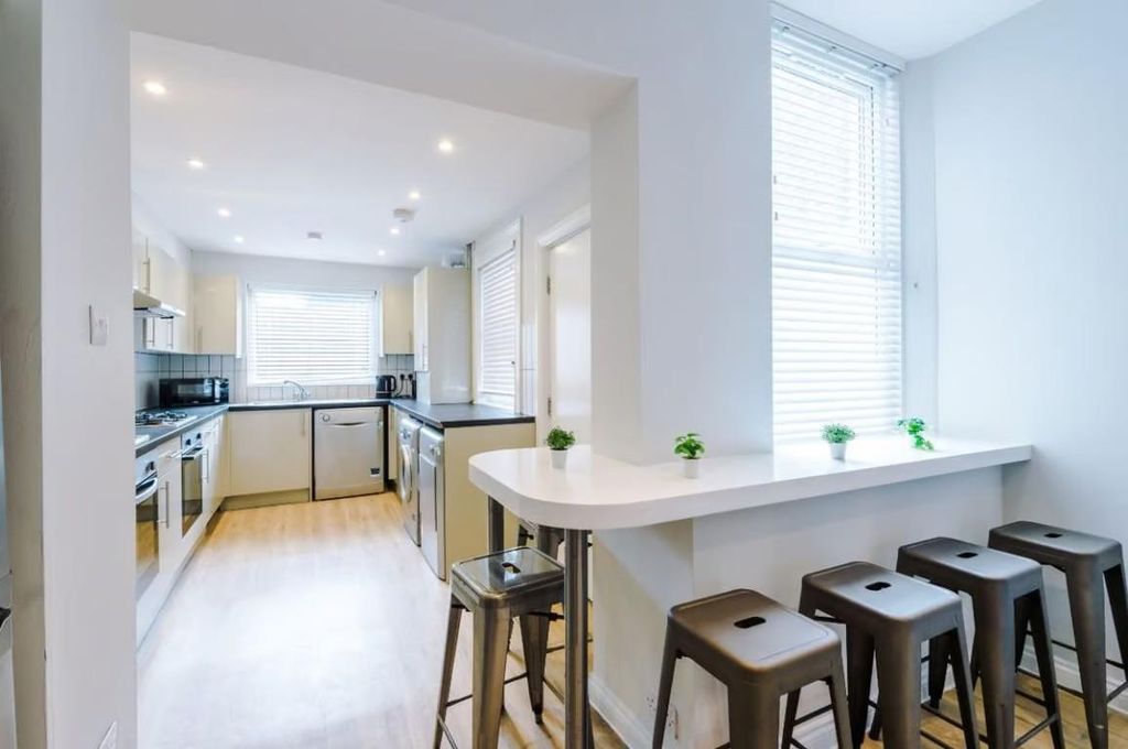 Property photo 3 of 13 Public (2).Jpg