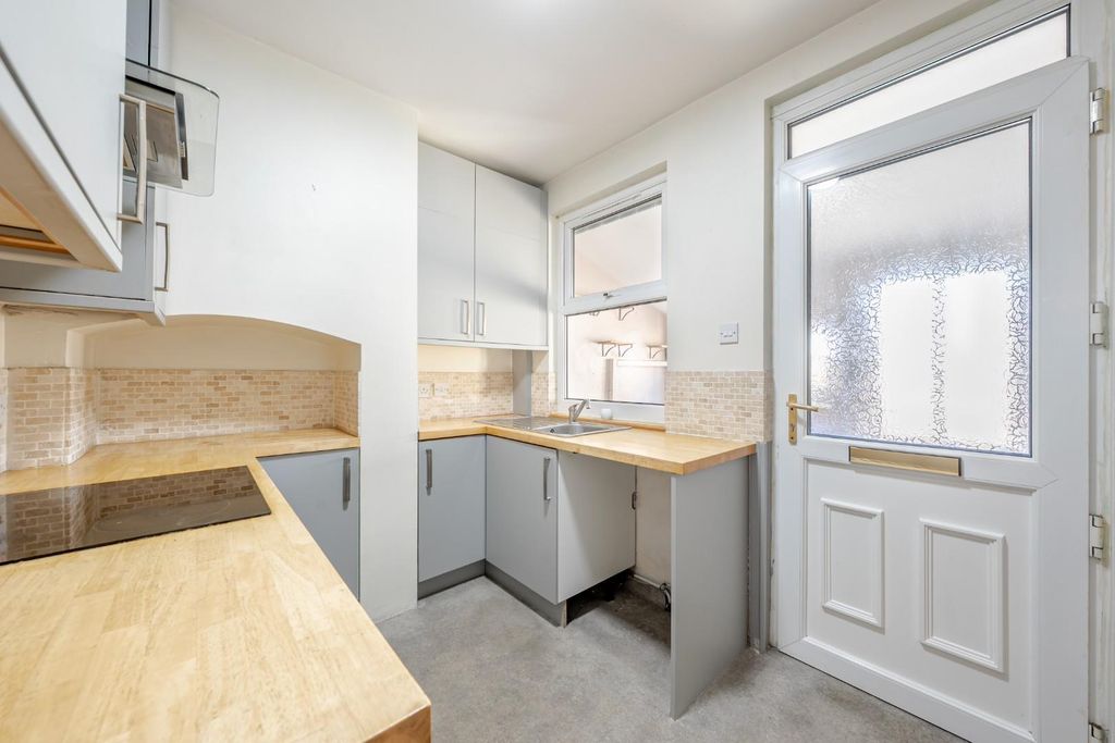 Property photo 2 of 13 Dsc04526-Hdr.Jpg