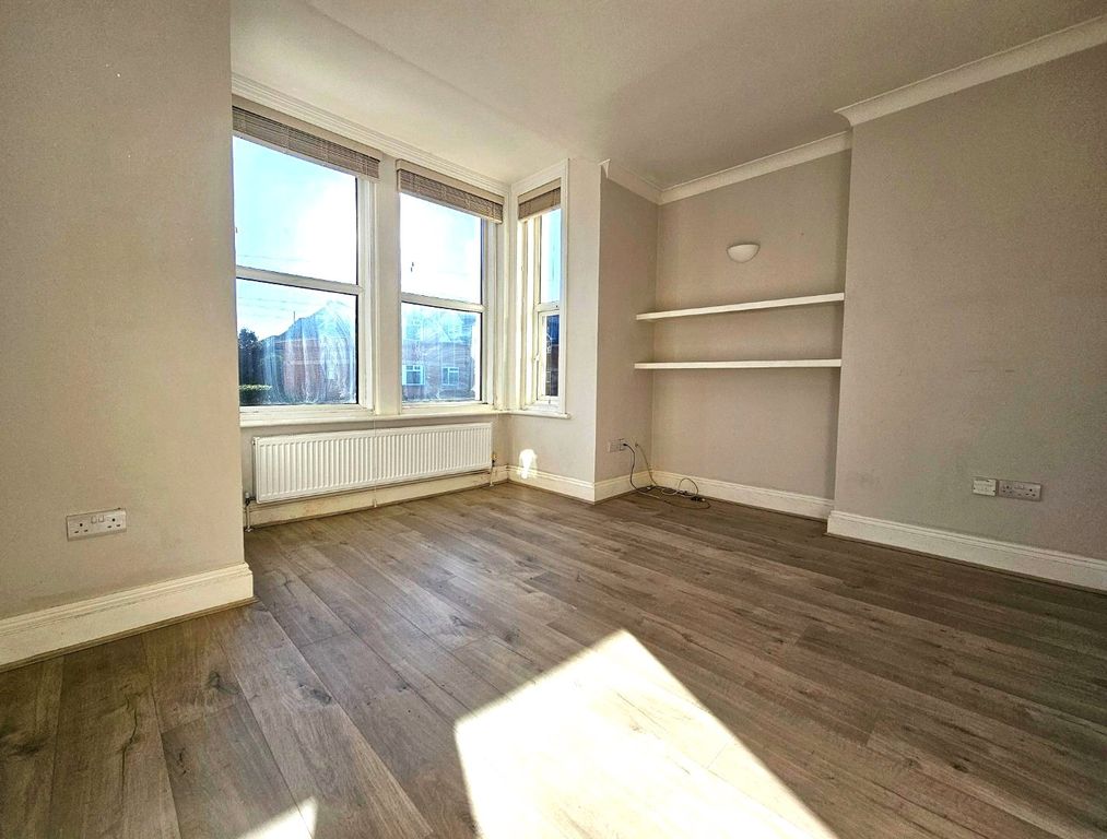 Property photo 2 of 7 Picture No. 01